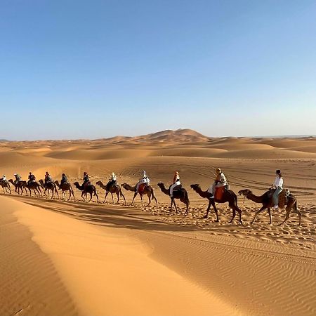 Young Luxury Camp Merzouga Ngoại thất bức ảnh