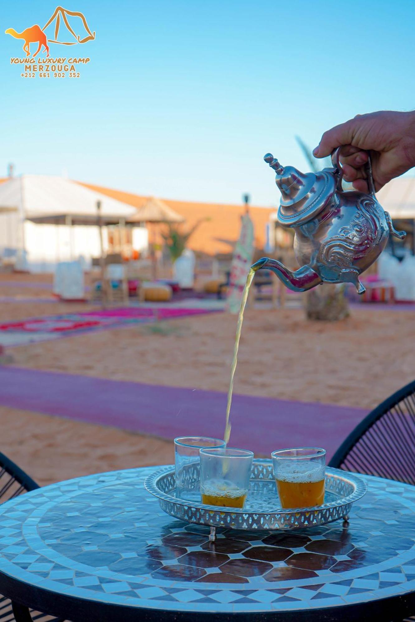 Young Luxury Camp Merzouga Ngoại thất bức ảnh